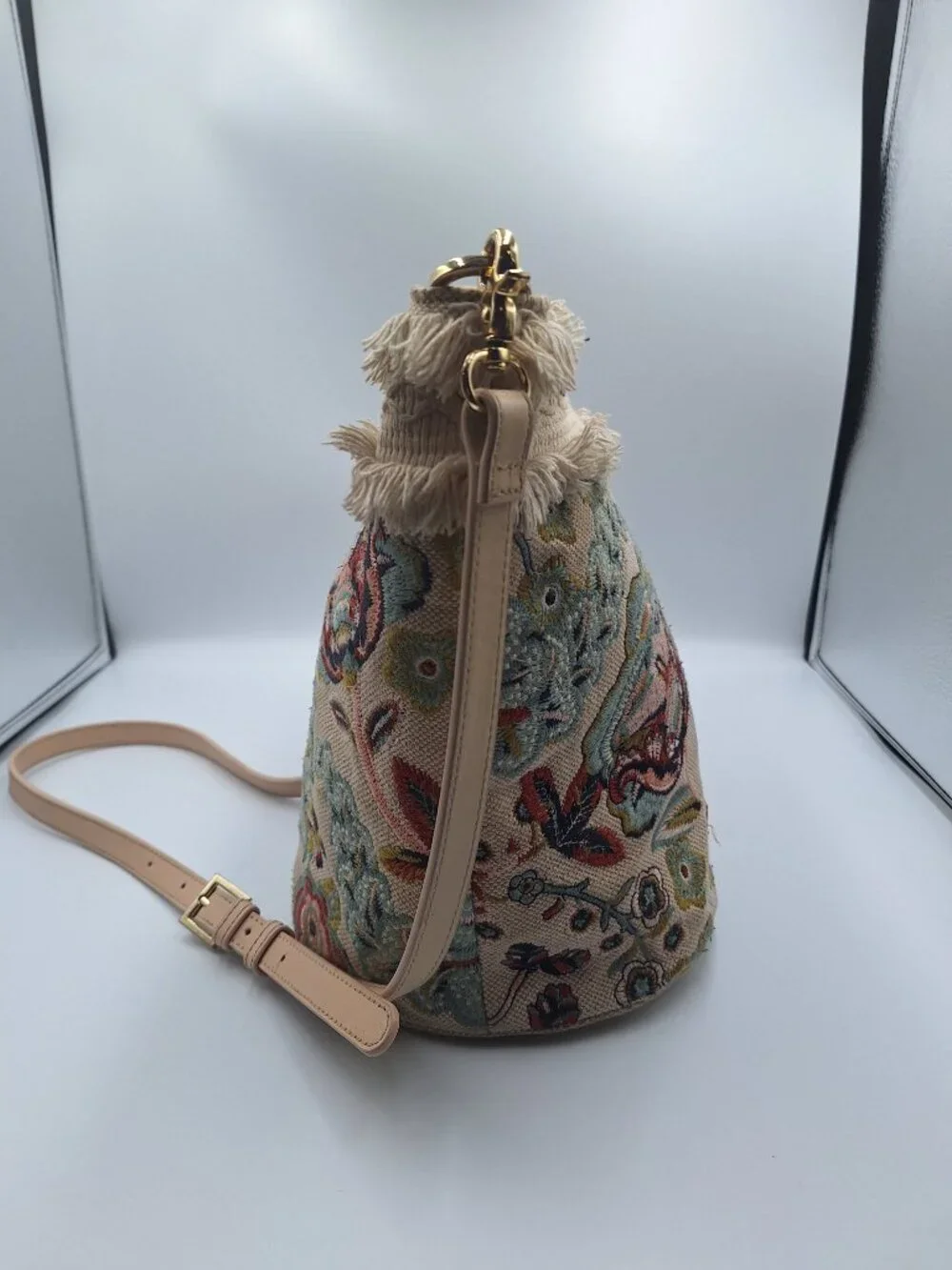 Spartina 449 Floral Embroidered Tapestry Bucket Bag Hobo Crossbody Purse